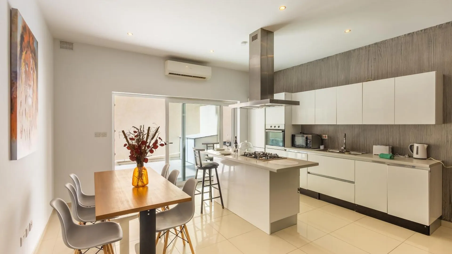 Saint Julian's Spacious St Julians Apt Sleep 7 Huge Terrace By Quicktrips דירה Saint Julian's