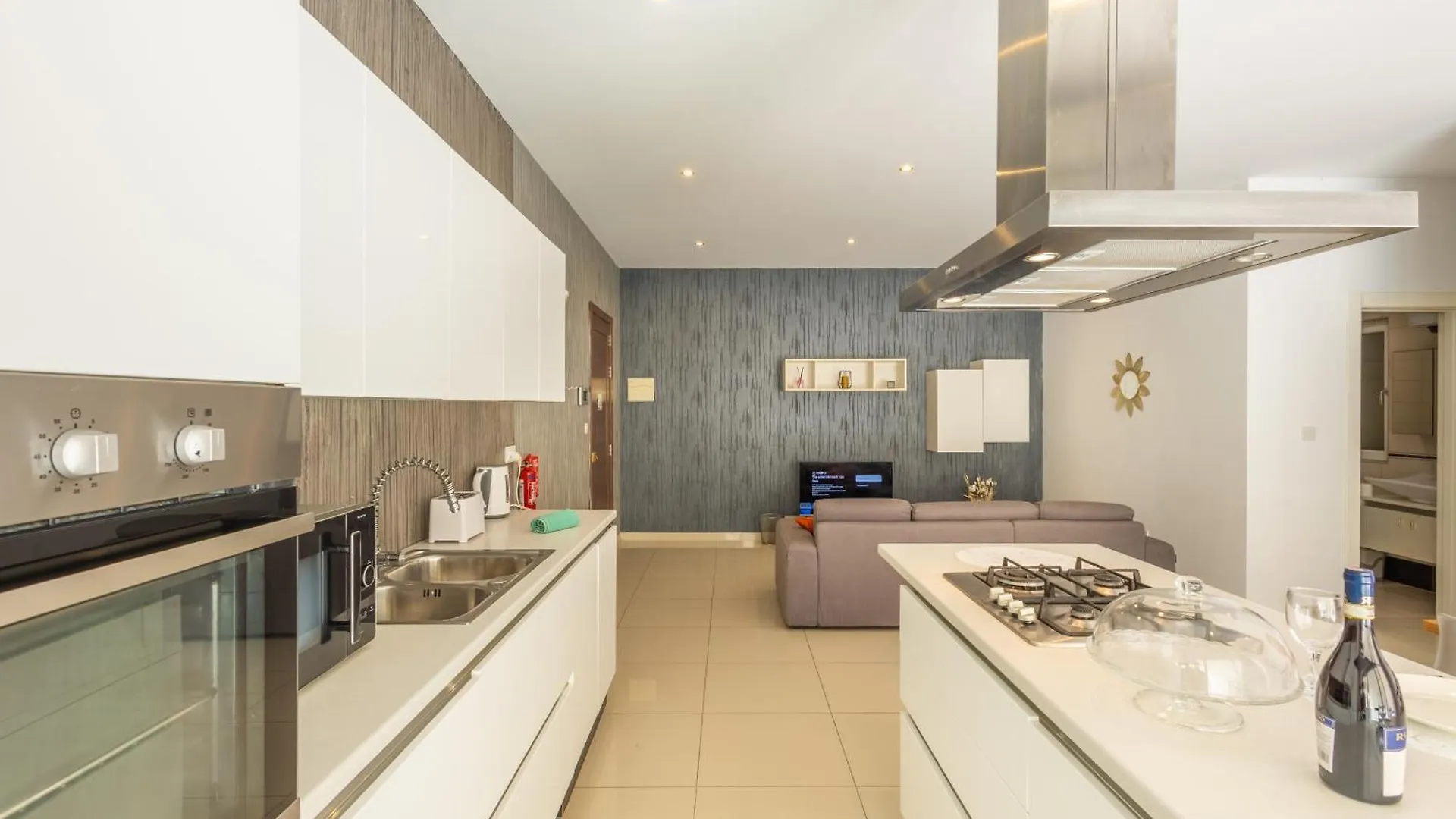 דירה Saint Julian's Spacious St Julians Apt Sleep 7 Huge Terrace By Quicktrips מלטה